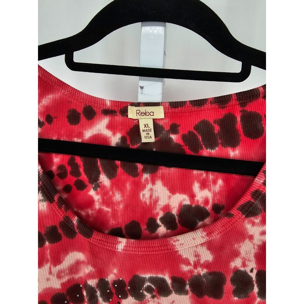 Vintage Y2K Reba McEntire Womens Sz XL fleur-de-lis Tank Top Red Black Tie Dye - Picture 3 of 4